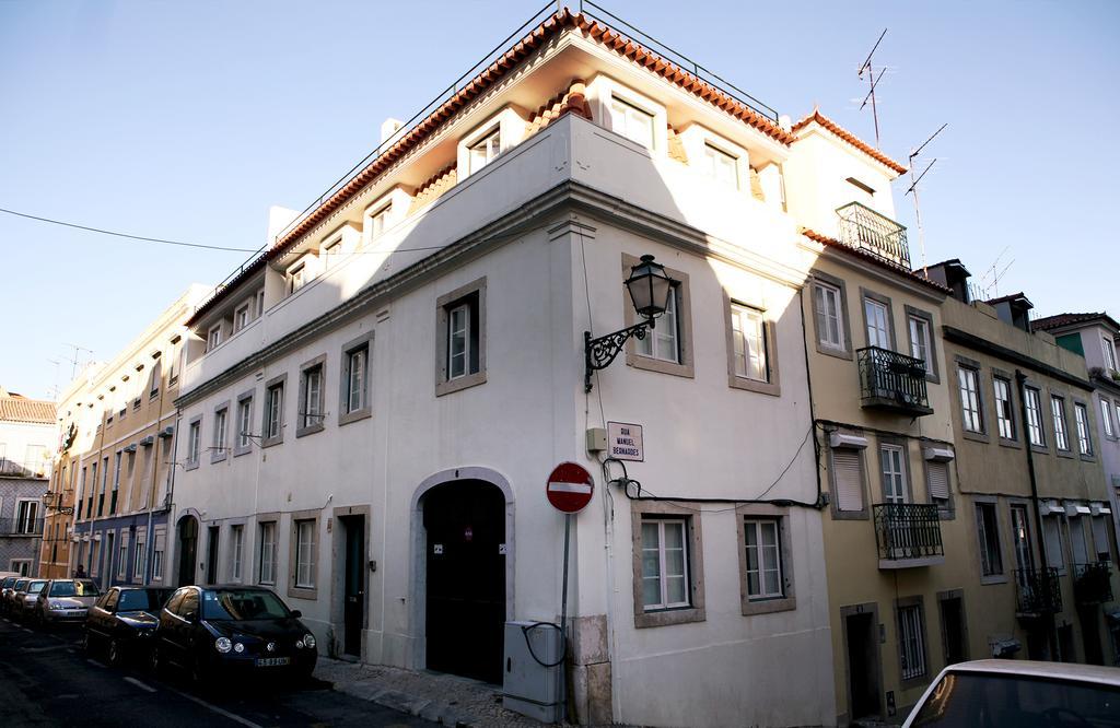 Triplex With Garage - Praca Das Flores Lisbon Bilik gambar